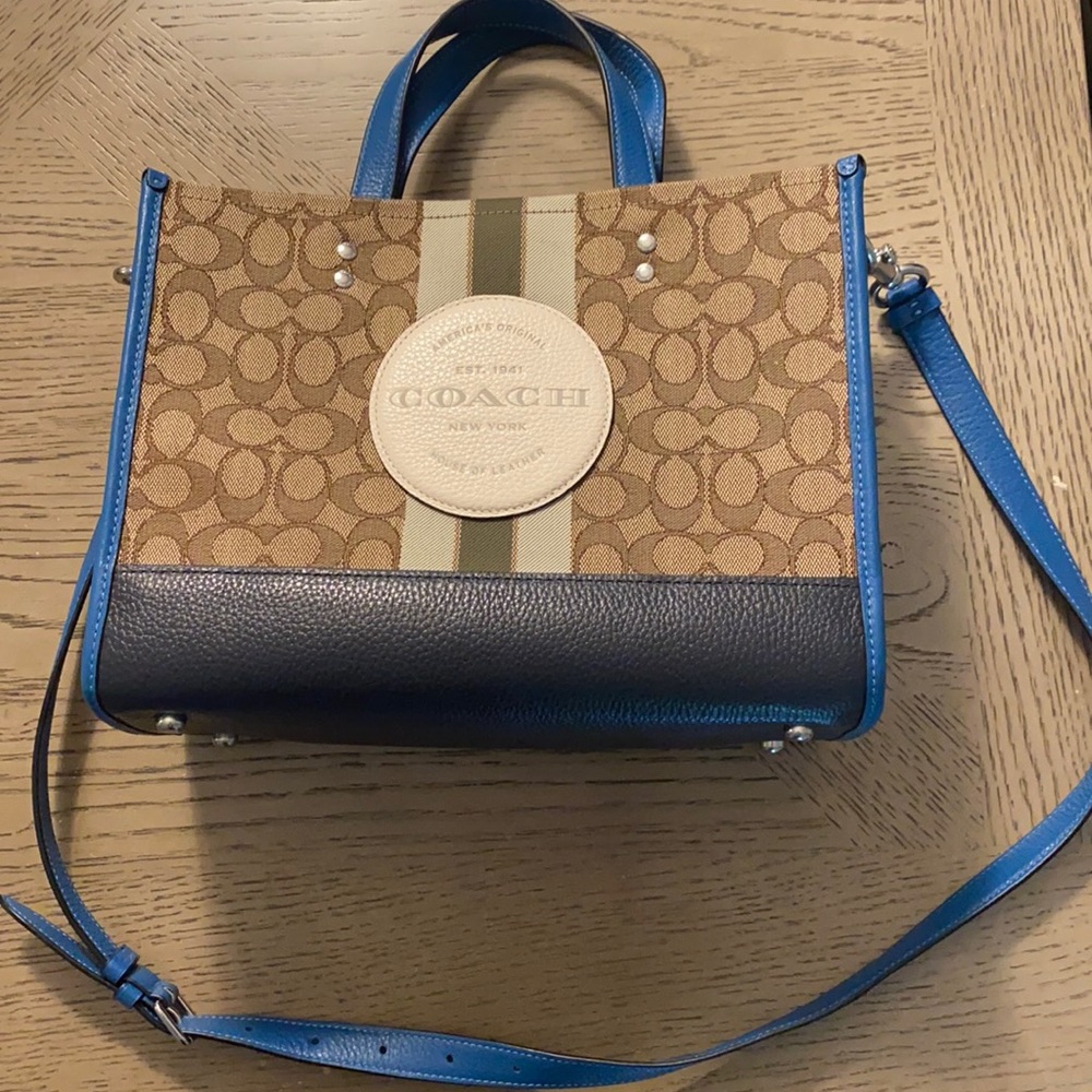 Dempsey Carryall In Signature Jacquard with Stripe